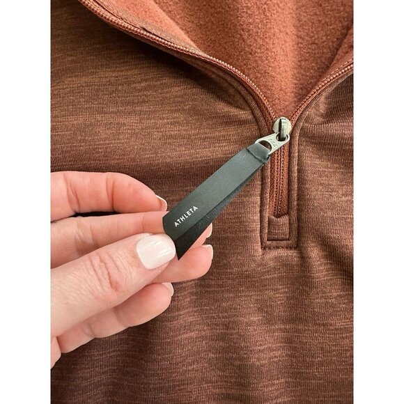 NWT Athleta 1/4 Zip Pullover Brown Large Zipped Pocket Stretch Comfort Active - Picture 2 of 11